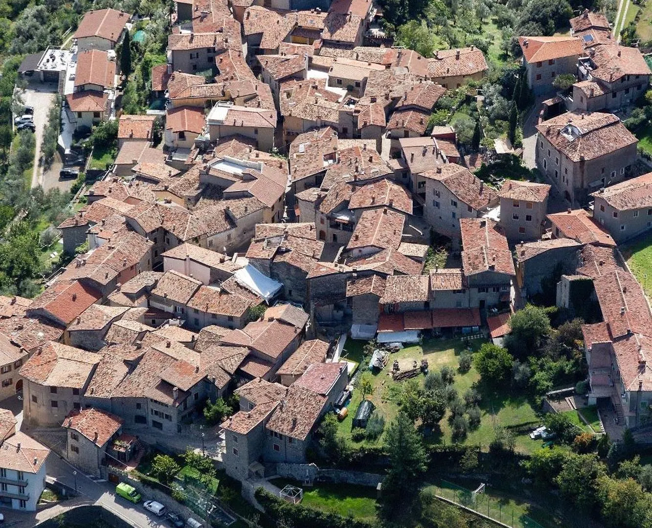 Albergo Diffuso Borgo Piovere In Tignale