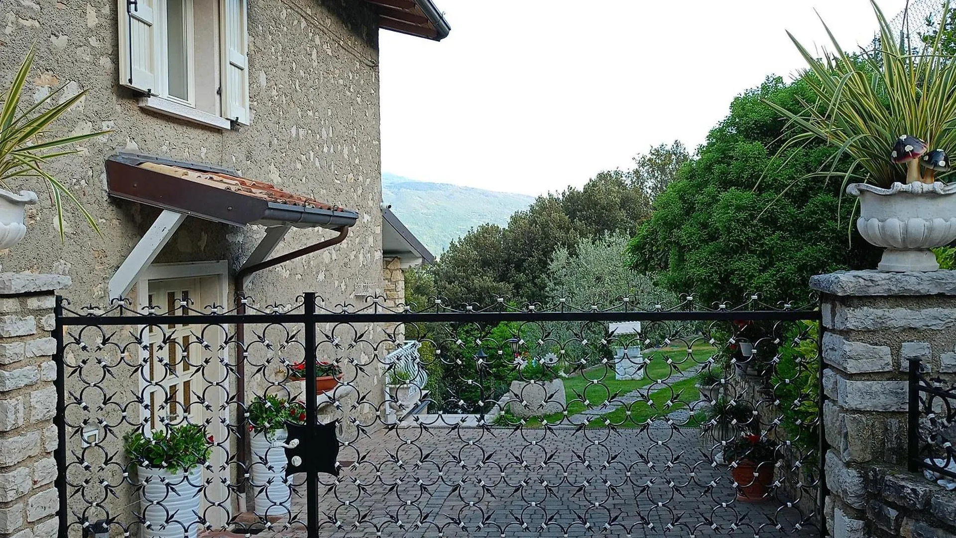 Albergo Diffuso Borgo Piovere In Tignale