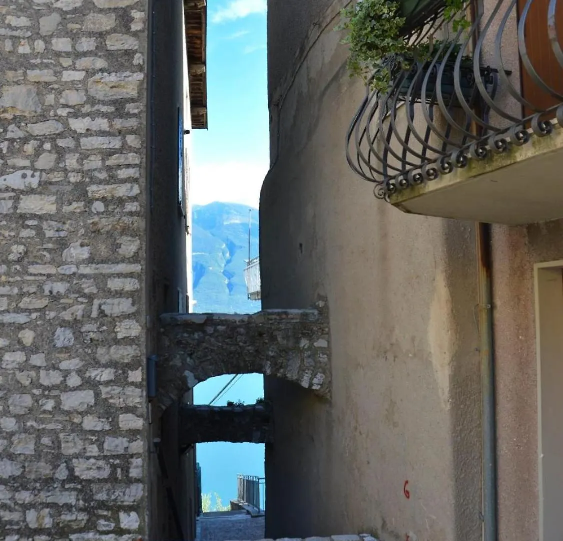 Albergo Diffuso Borgo Piovere In Tignale Apartment