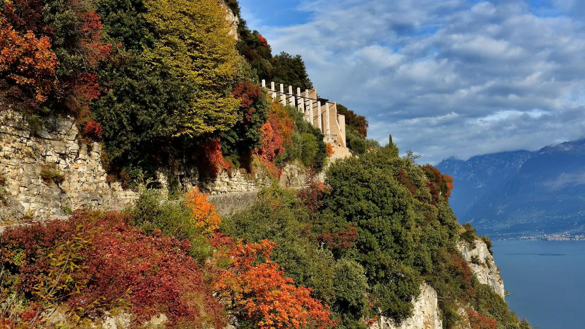 Albergo Diffuso Borgo Piovere In Tignale Apartment