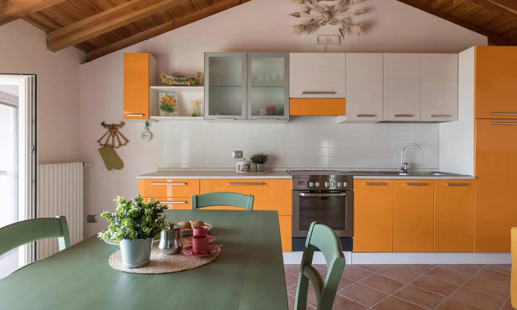 Apartment Albergo Diffuso Borgo Piovere In Tignale Italy