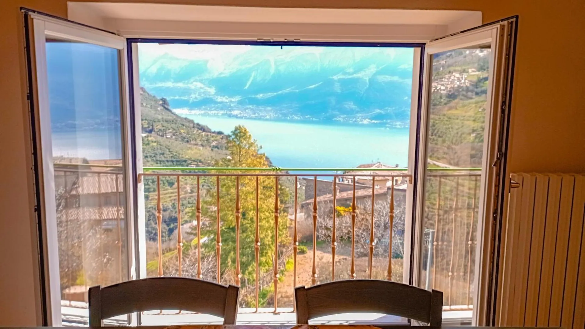 Apartment Albergo Diffuso Borgo Piovere In Tignale