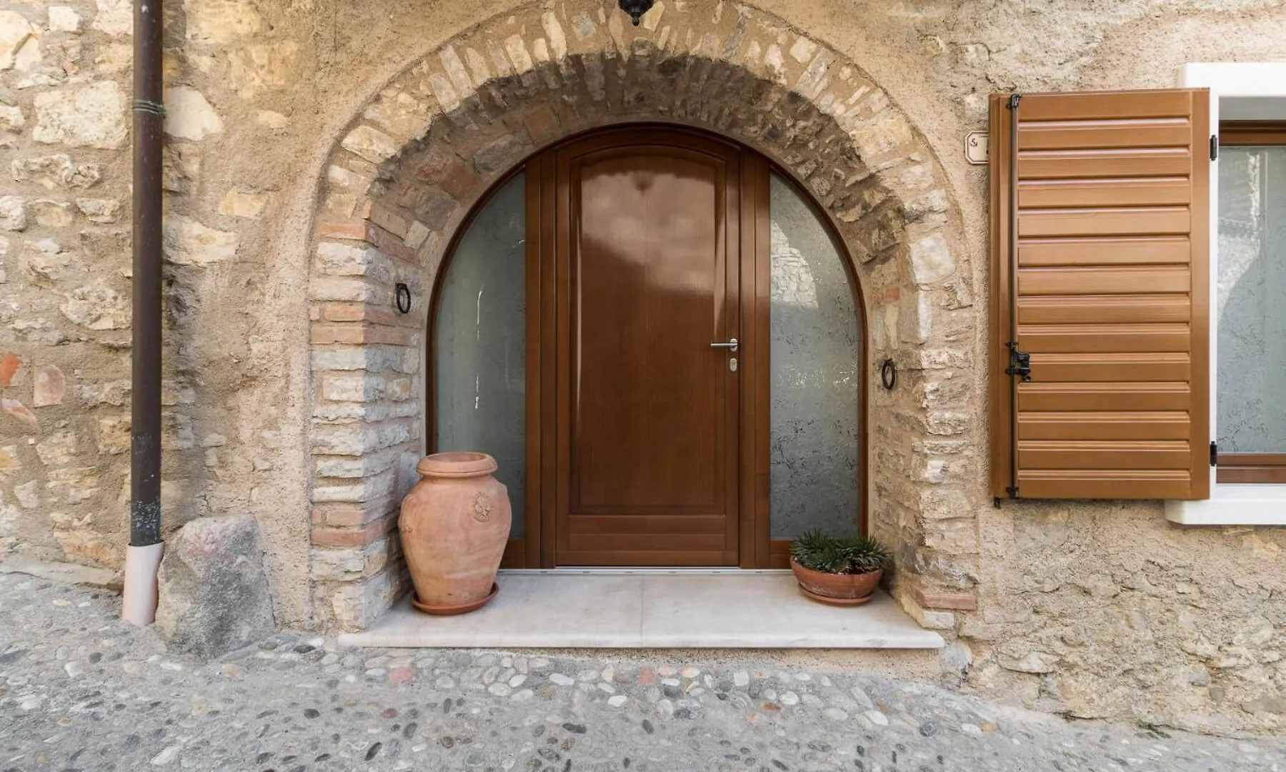 Albergo Diffuso Borgo Piovere In Tignale 0*,  Italy