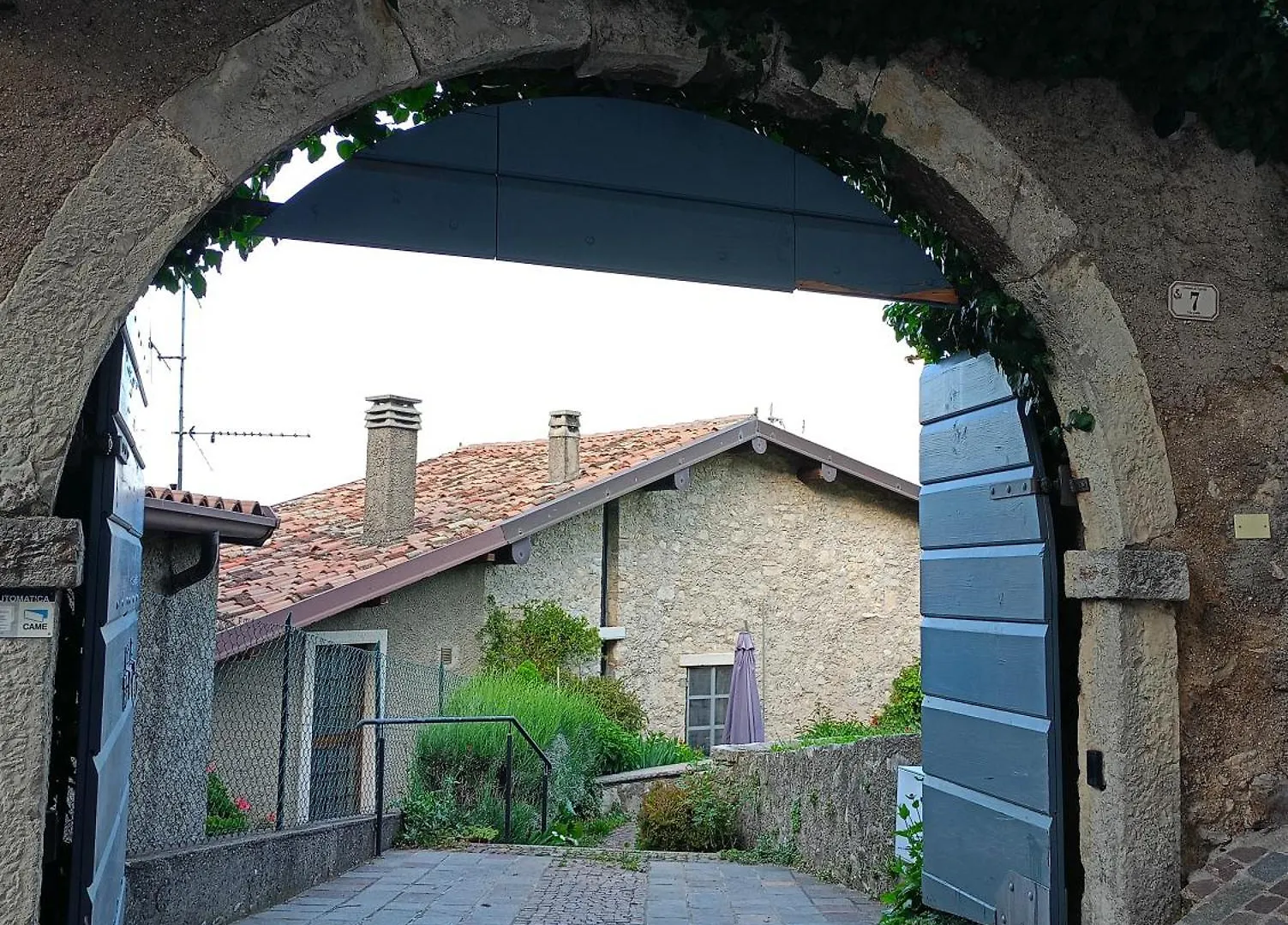 Albergo Diffuso Borgo Piovere In Tignale